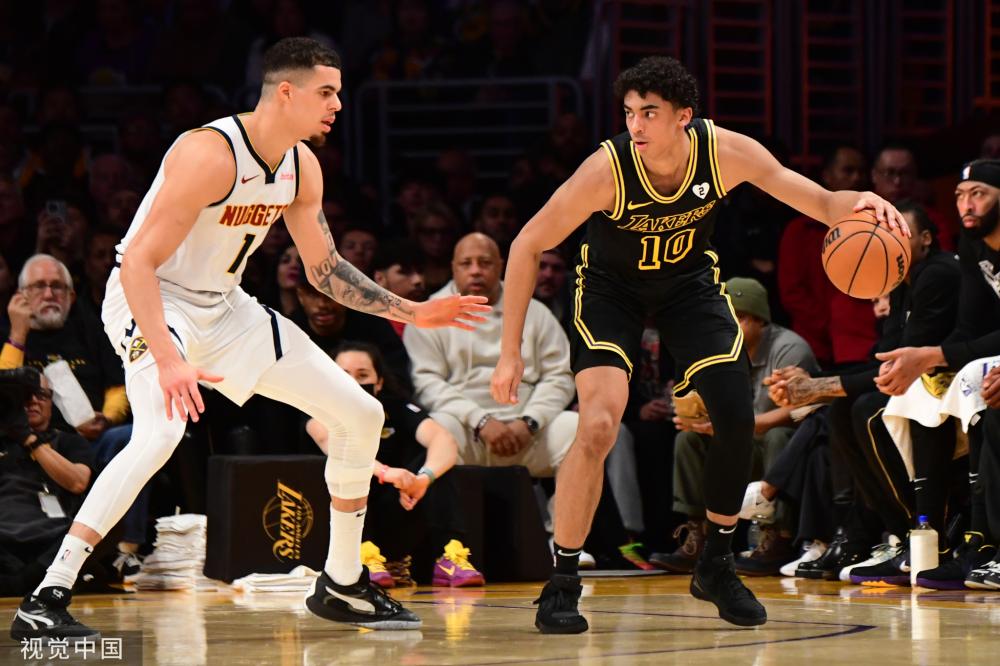 赖罗伯逊和 赖罗伯逊和